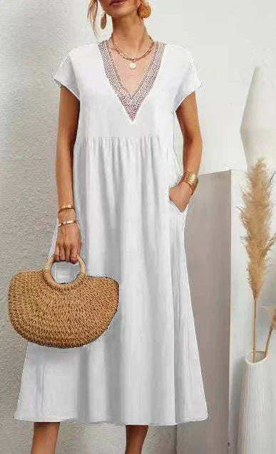 Classic Vintage Dress with a Flattering Fit