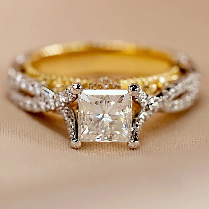 Hurmaava Sormus jokaiseen tilaisuuteen