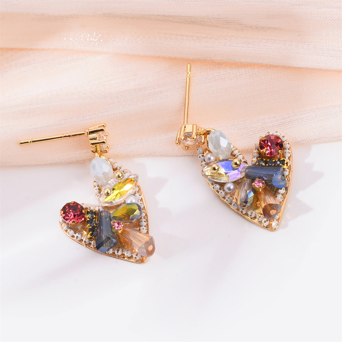 Hurmaava Korvarengas jokaiseen tilaisuuteen