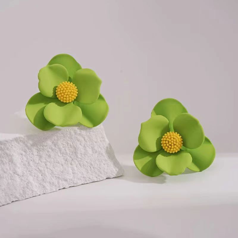 Romanttinen Korvarengas erityisiin hetkiin