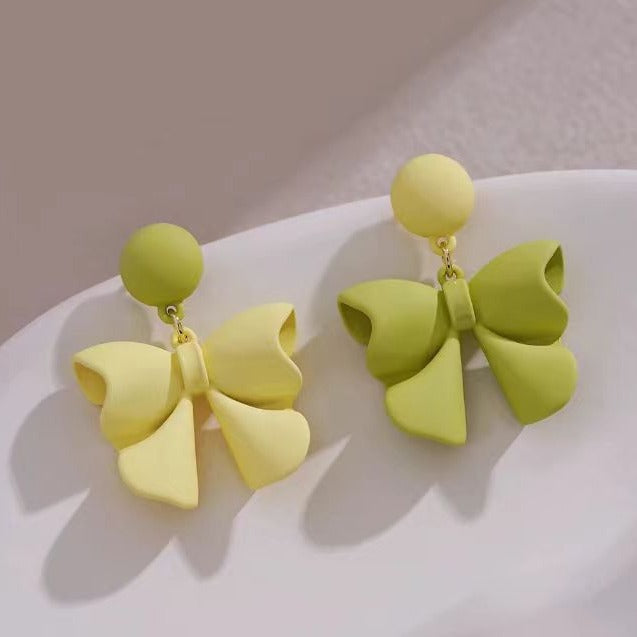 Elegantti Korvarengas jokaiseen tilaisuuteen