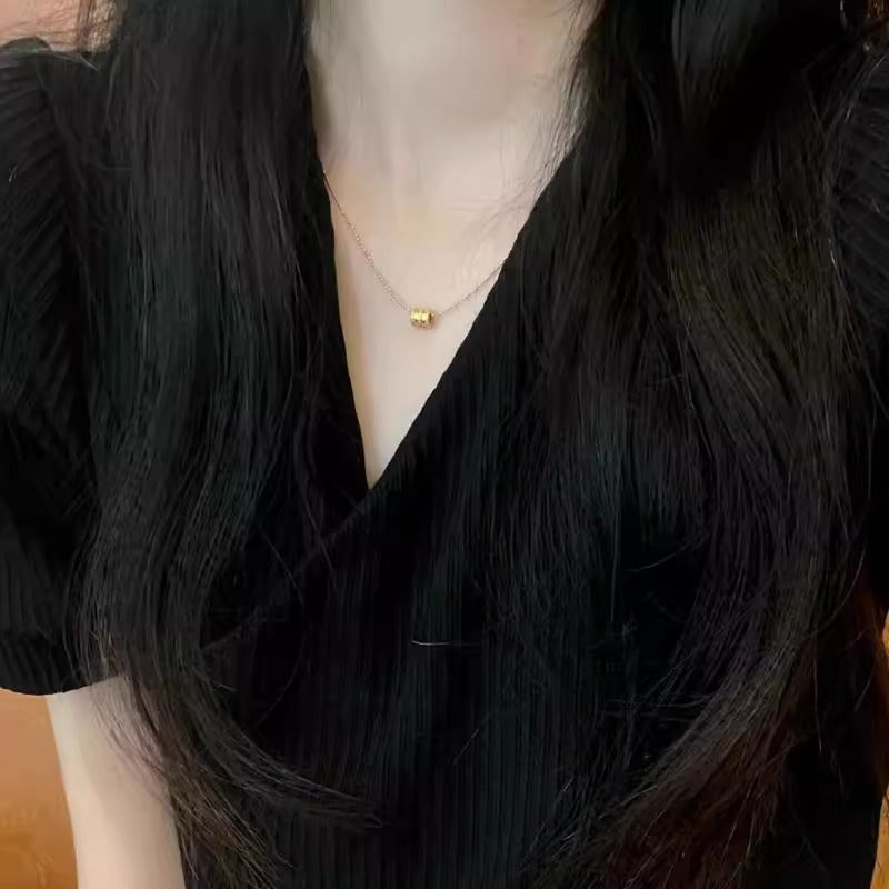 Herkkä käsityö Kaulakoru