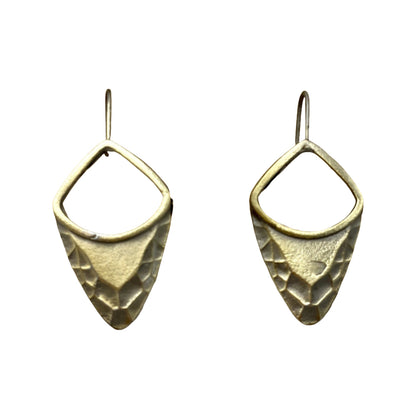 Hurmaava Sormus jokaiseen tilaisuuteen