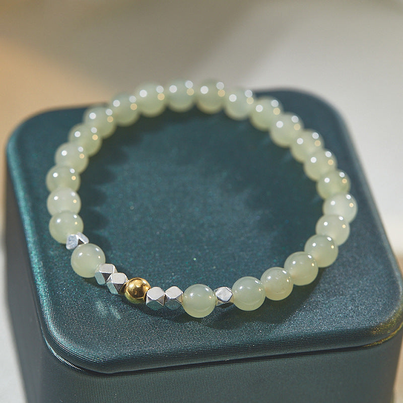 Romanttinen Hopea Rannekoru erityisiin hetkiin