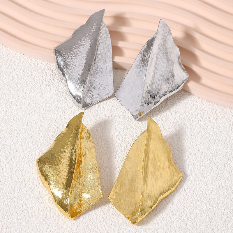 Hurmaava Korvarengas jokaiseen tilaisuuteen