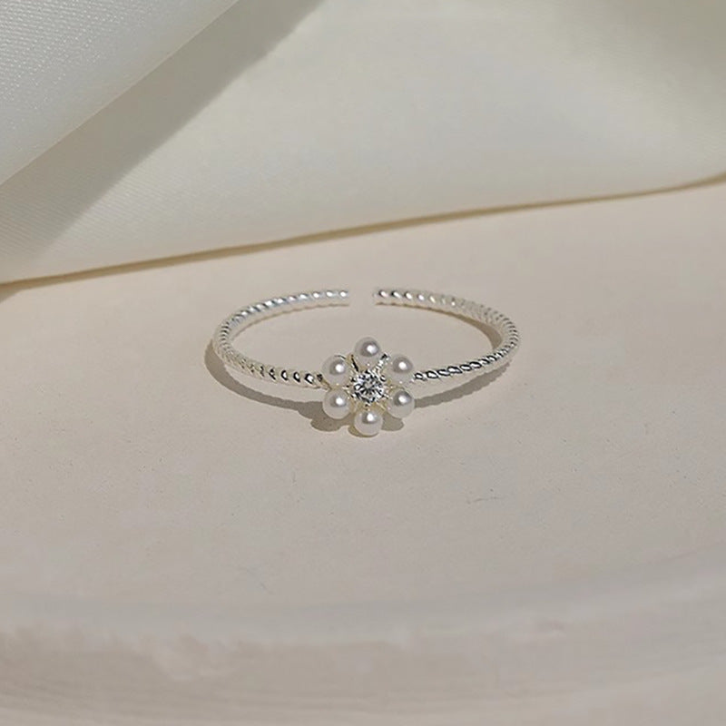 Elegantti Koru jokaiseen tilaisuuteen