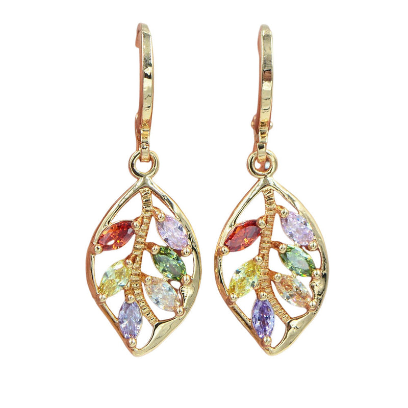 Romanttinen Kulta Sormus erityisiin hetkiin