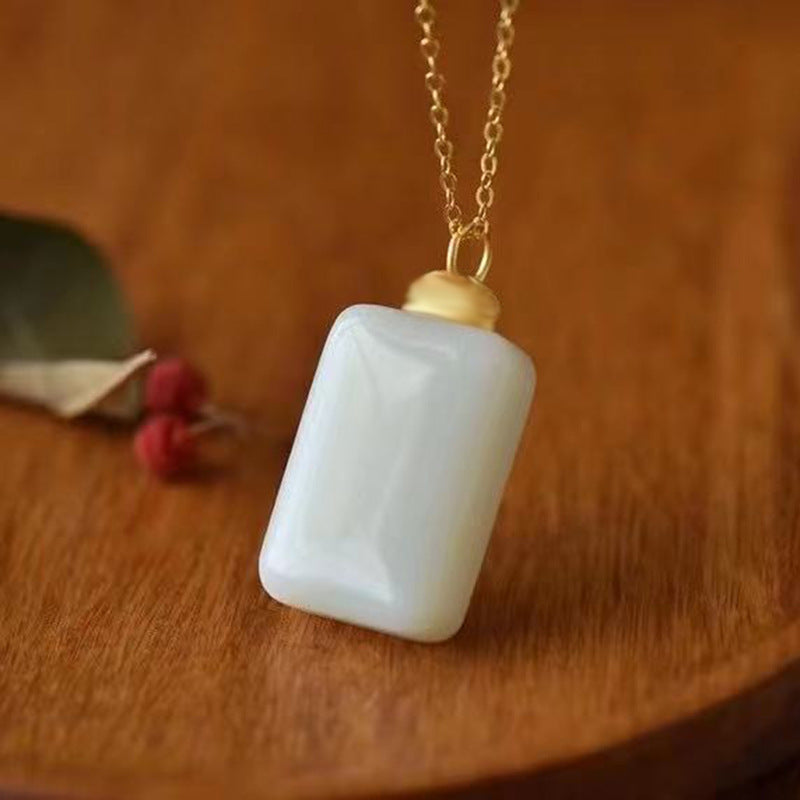 Upea Hopea Riipus päivittäiseen käyttöön