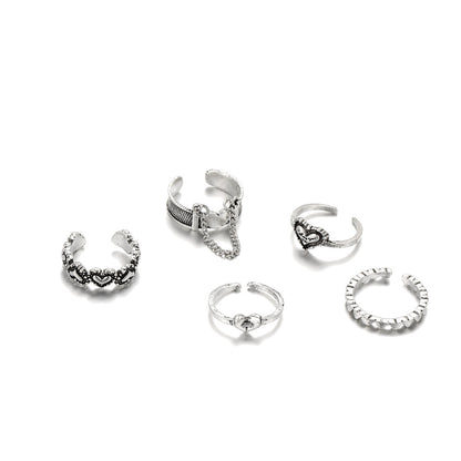 Klassinen Korusetti ajattomalla viehätyksellä