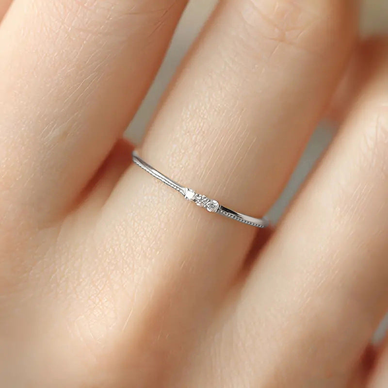 Kaunis Sormus ainutlaatuisella tyylillä