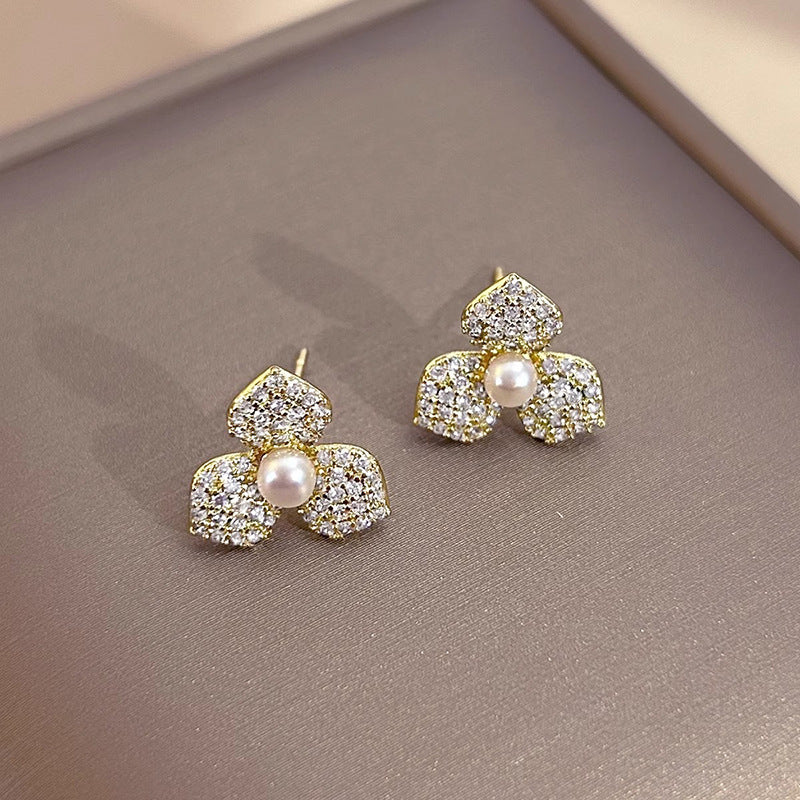 Upea Helmi Korvarengas päivittäiseen käyttöön