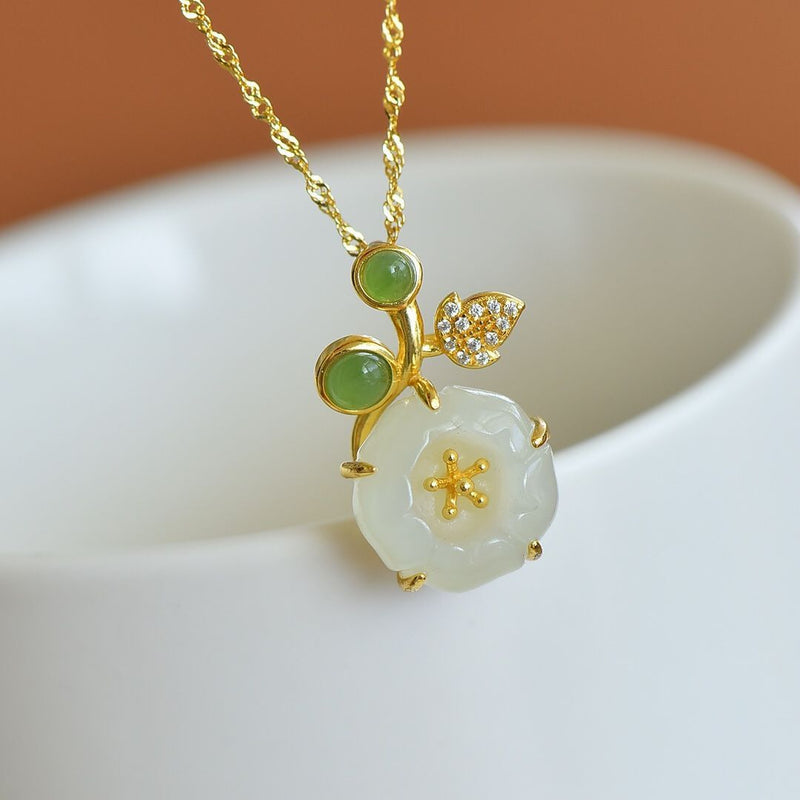 Kaunis Hopea Riipus ainutlaatuisella tyylillä