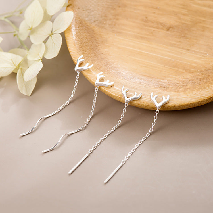 Klassinen Korvarengas ajattomalla viehätyksellä