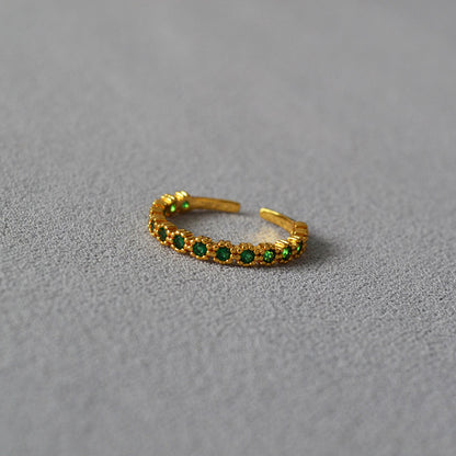 Romanttinen Sormus erityisiin hetkiin