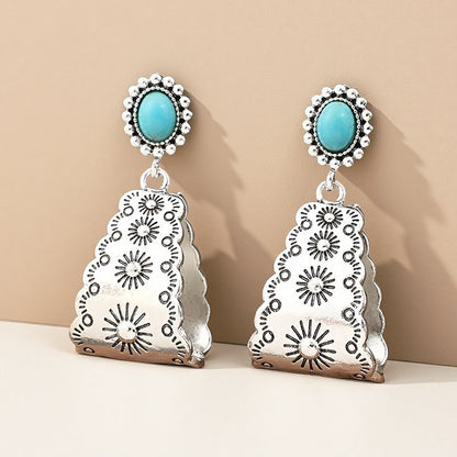 Klassinen Korvarengas ajattomalla viehätyksellä