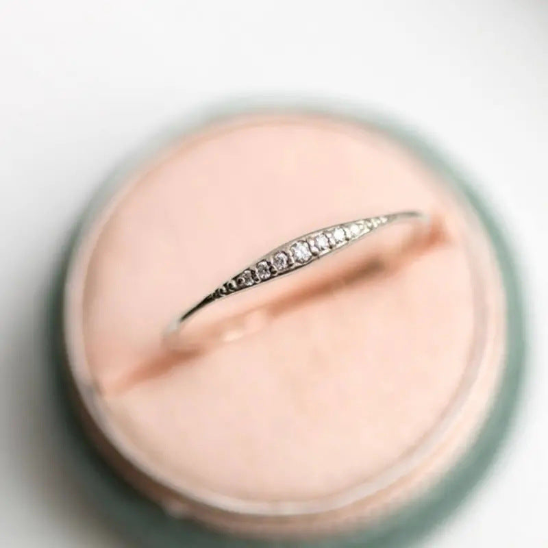 Upea Sormus päivittäiseen käyttöön