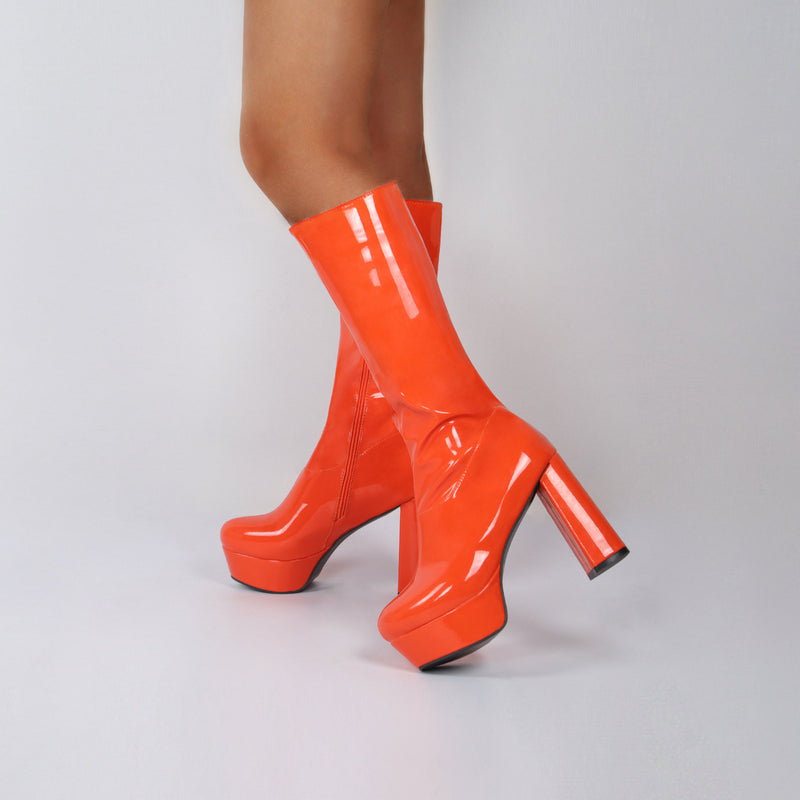 Sulavalinaiset Ortopediset Saappaat Moderniin Tyyliin