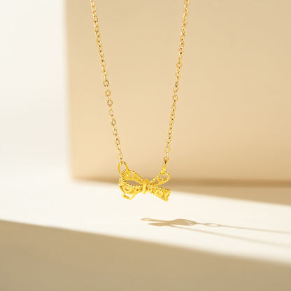 Klassinen Kaulakoru ajattomalla viehätyksellä