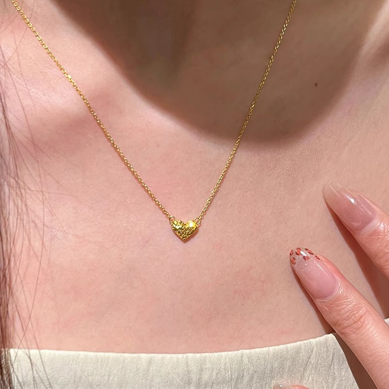 Hurmaava Kaulakoru jokaiseen tilaisuuteen