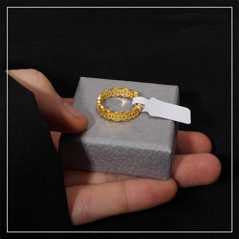 Hurmaava Sormus jokaiseen tilaisuuteen