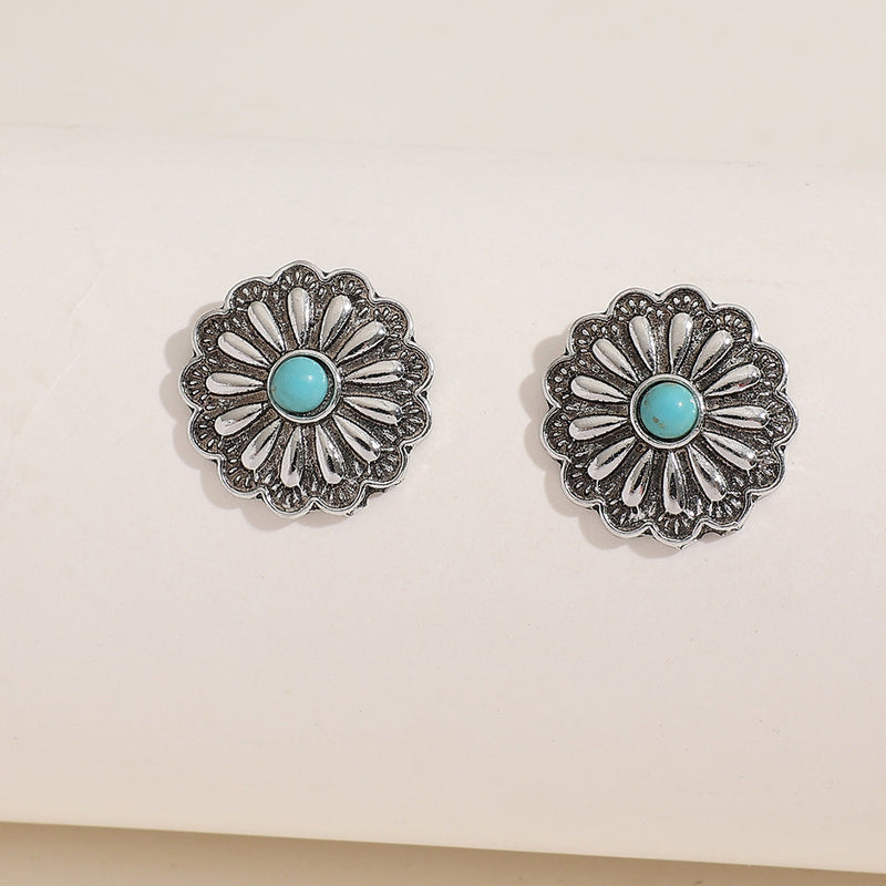 Klassinen Sormus ajattomalla viehätyksellä