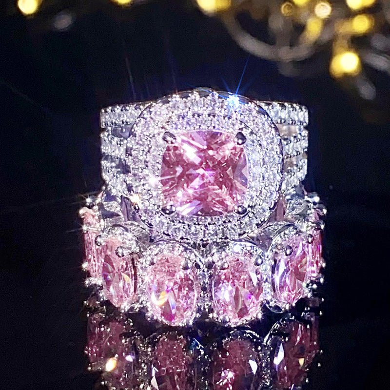 Hurmaava Korusetti jokaiseen tilaisuuteen