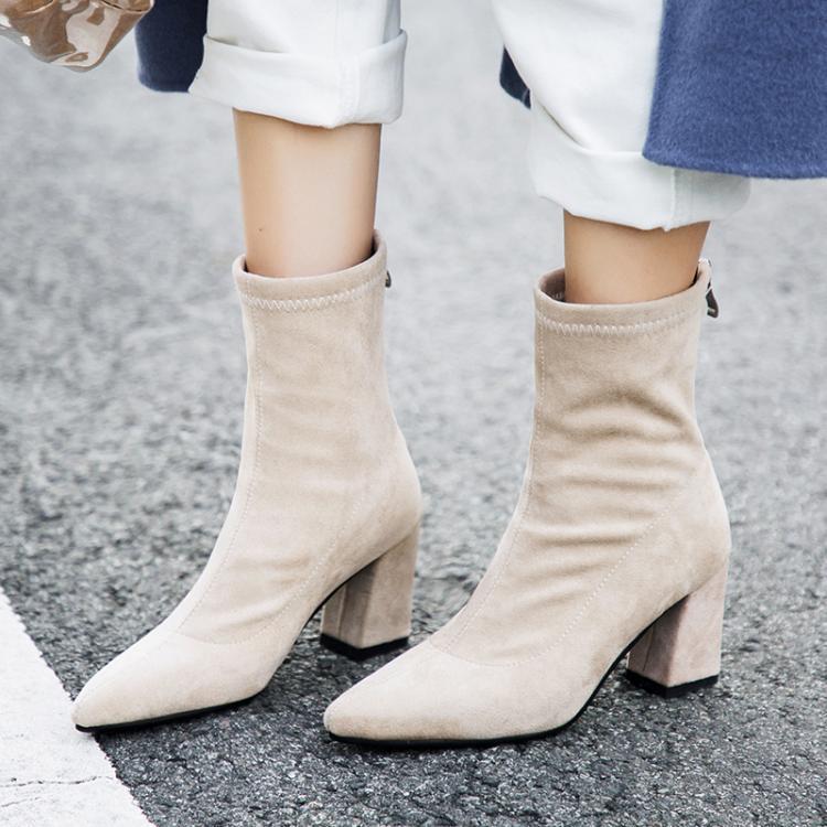 Sulavalinaiset Ortopediset Saappaat Moderniin Tyyliin