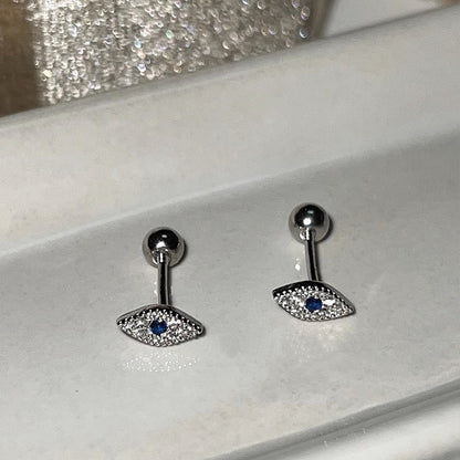 Klassinen Korvarengas ajattomalla viehätyksellä