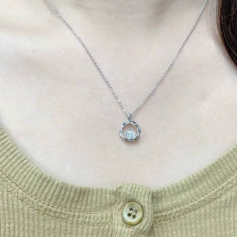 Käsintehty vintage Kaulakoru