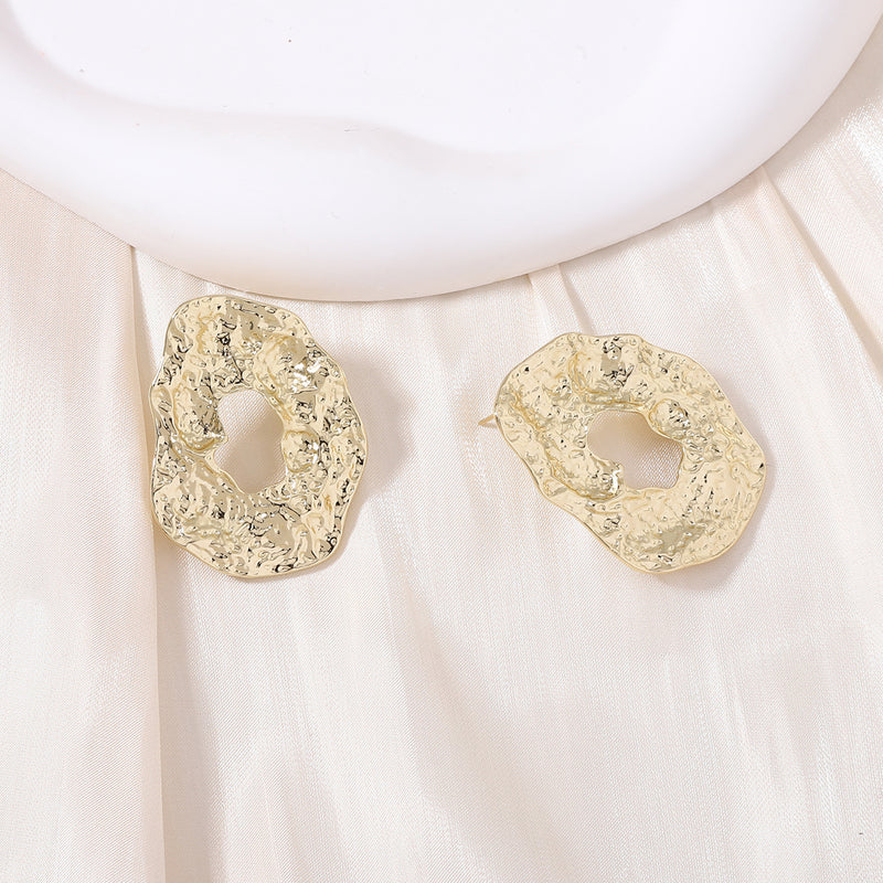 Hurmaava Korvarengas jokaiseen tilaisuuteen