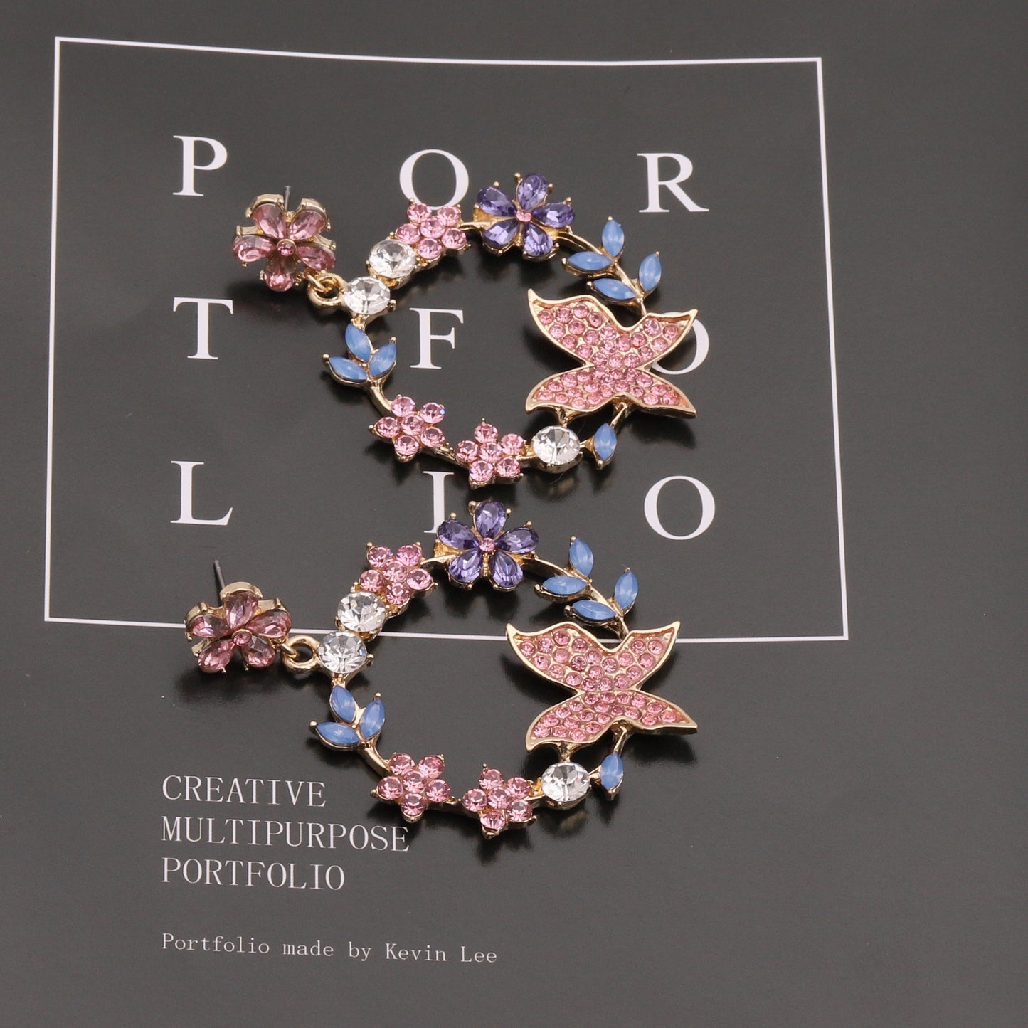 Käsintehty vintage Korvarengas