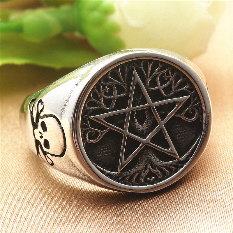 Hurmaava Sormus jokaiseen tilaisuuteen