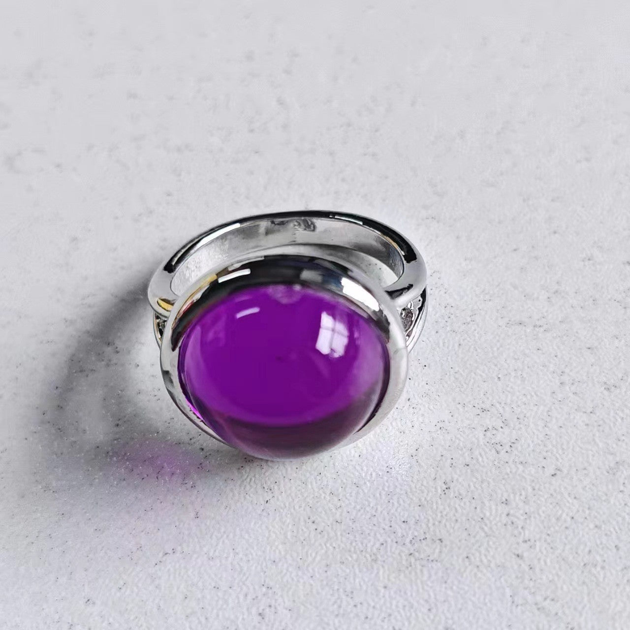 Romanttinen Sormus erityisiin hetkiin