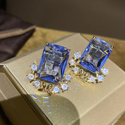 Elegantti Korvarengas jokaiseen tilaisuuteen