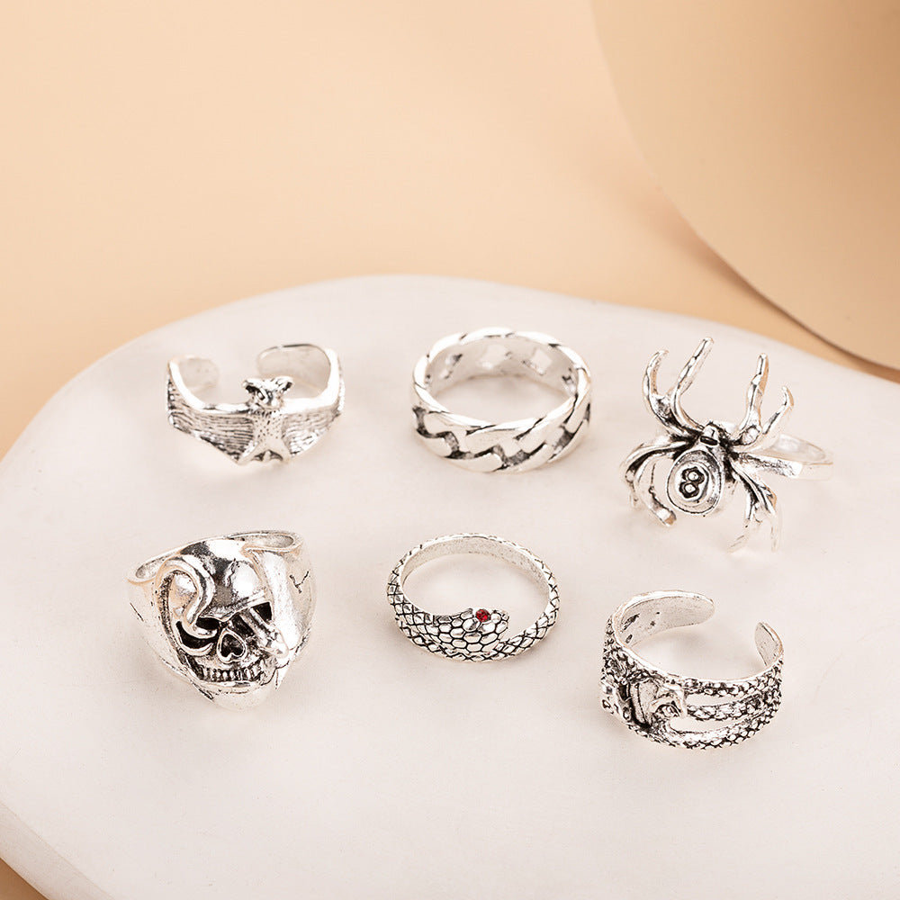 Hurmaava Sormus jokaiseen tilaisuuteen