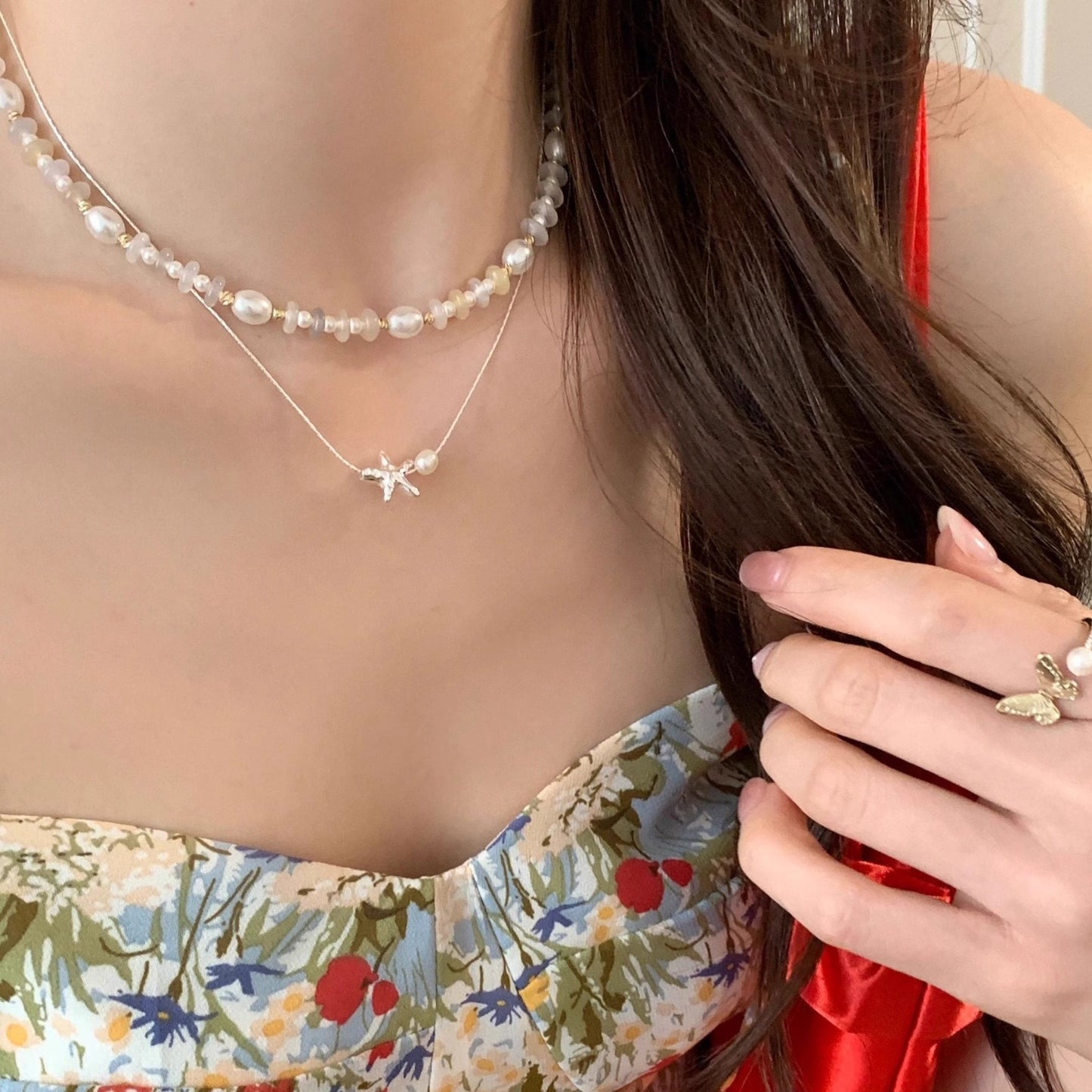 Klassinen Helmi Kaulakoru ajattomalla viehätyksellä