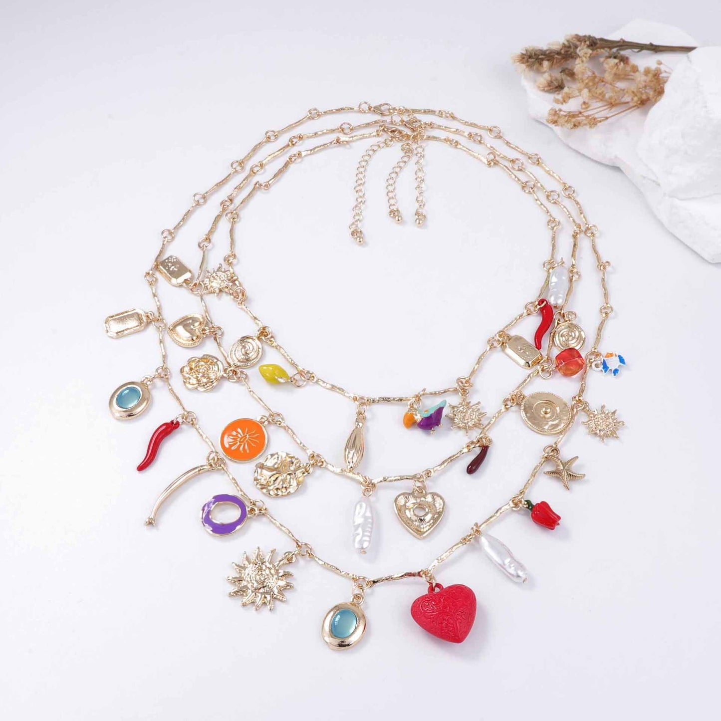 Hurmaava Kaulakoru jokaiseen tilaisuuteen