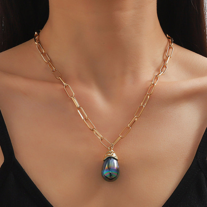 Käsintehty vintage Kaulakoru