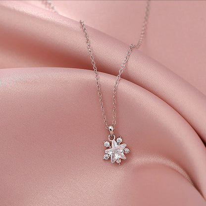 Romanttinen Kaulakoru erityisiin hetkiin