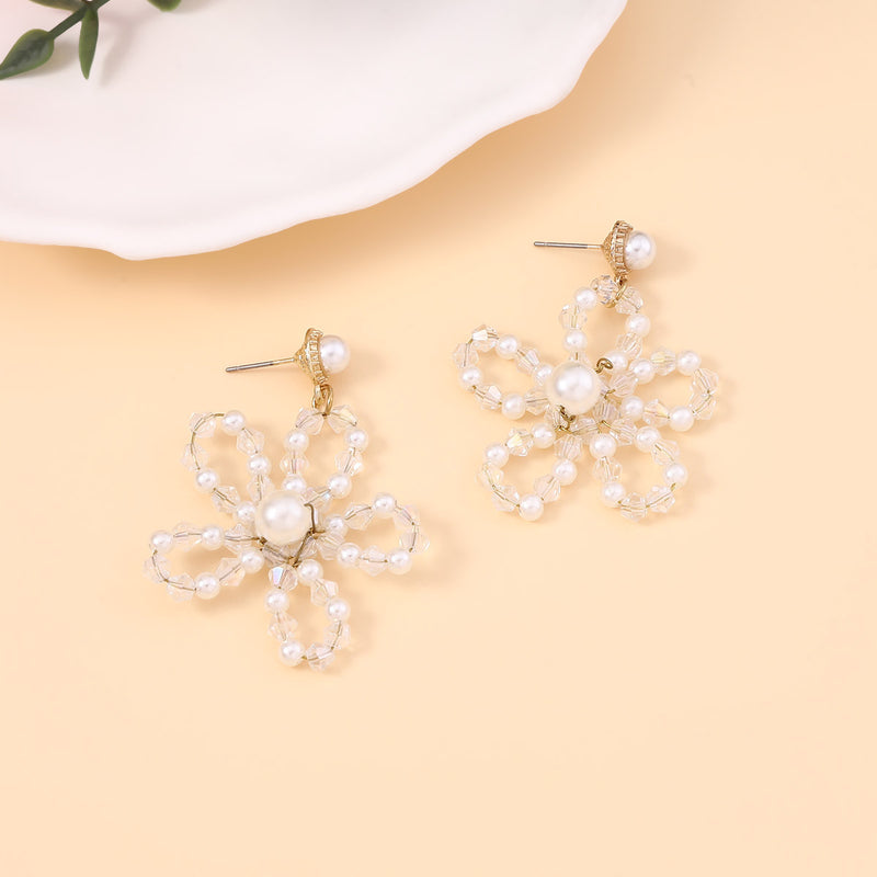 Upea Helmi Korvarengas päivittäiseen käyttöön