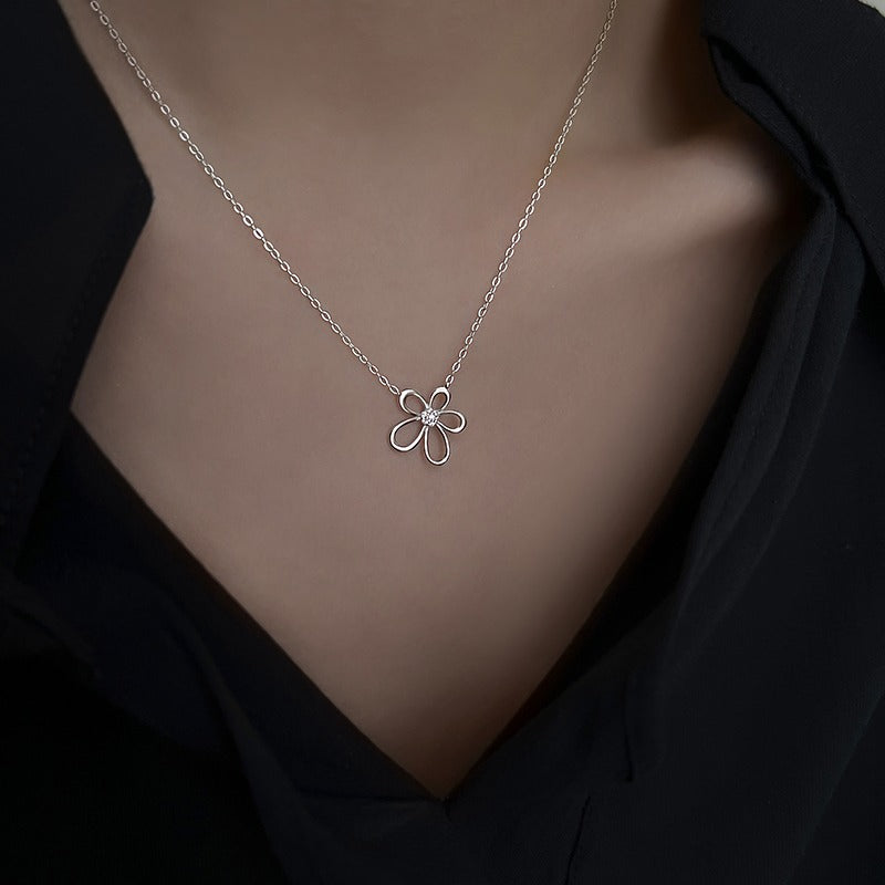 Upea Kaulakoru päivittäiseen käyttöön