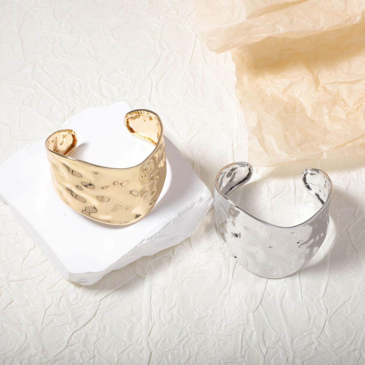 Herkkä käsityö Rannekoru