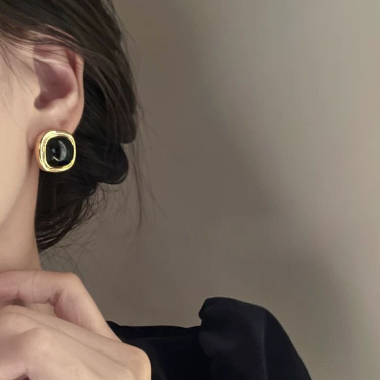 Herkkä käsityö Korvarengas