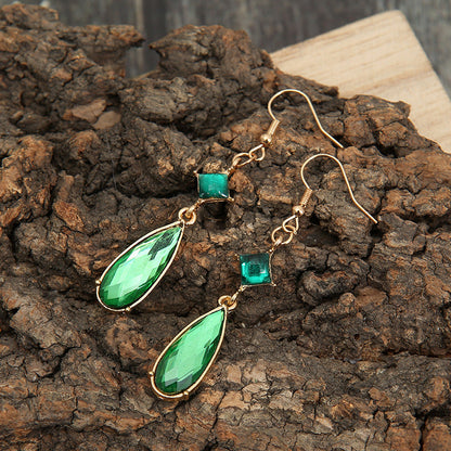 Kaunis Sormus ainutlaatuisella tyylillä