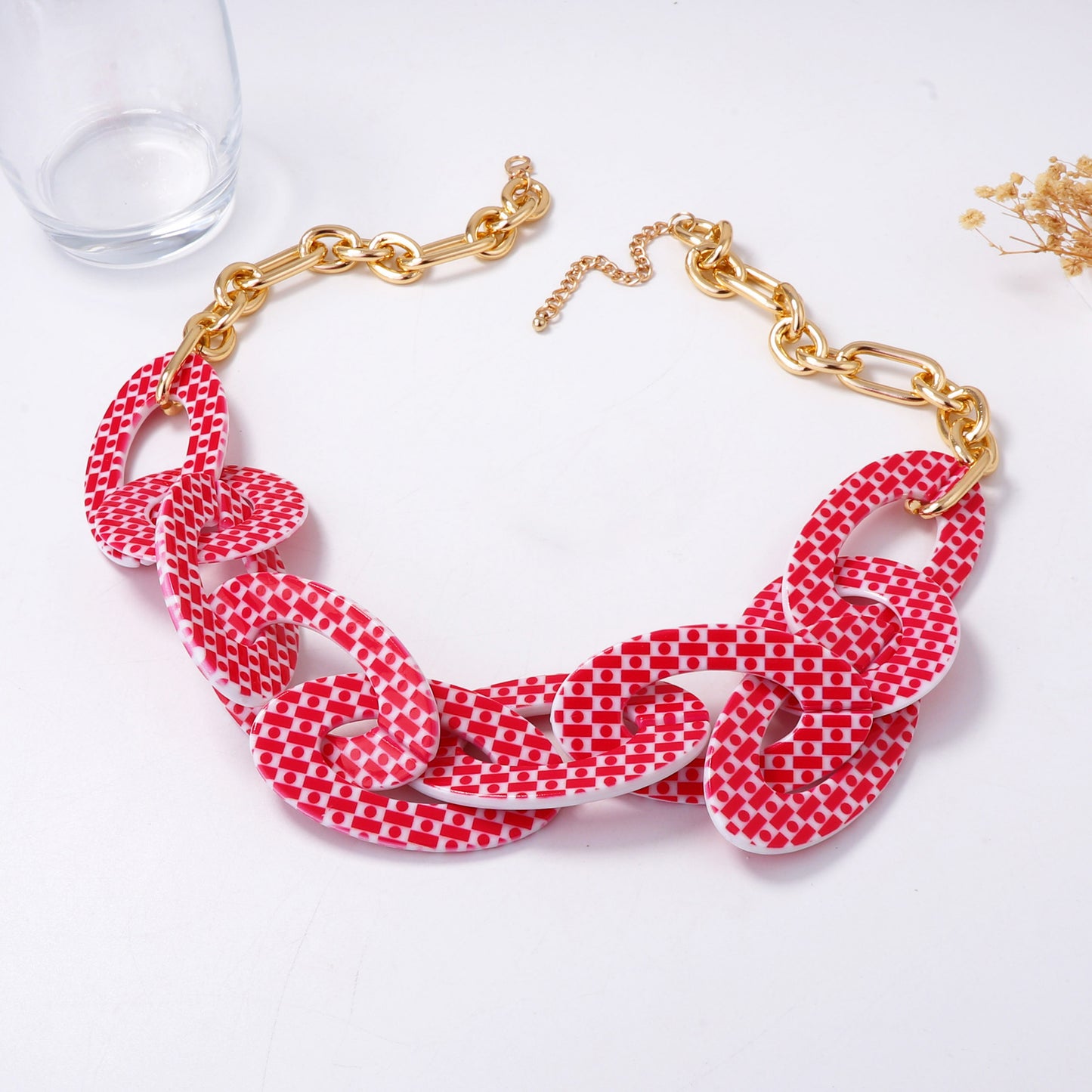 Herkkä käsityö Koru