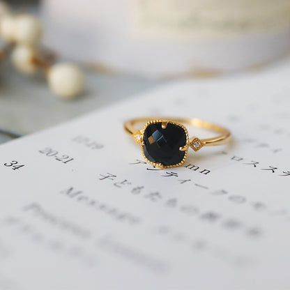 Elegantti Koru jokaiseen tilaisuuteen