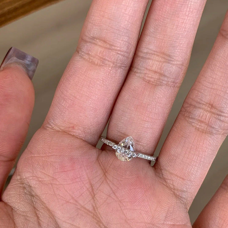 Herkkä käsityö Koru