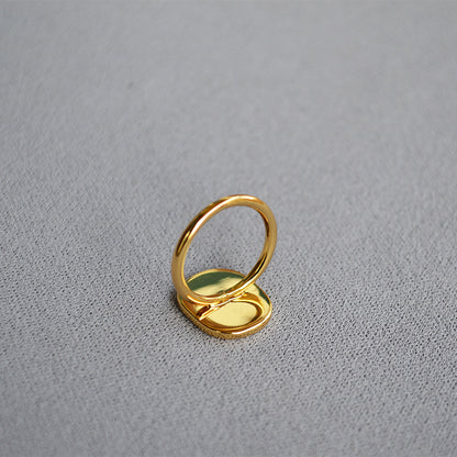 Kaunis Sormus ainutlaatuisella tyylillä