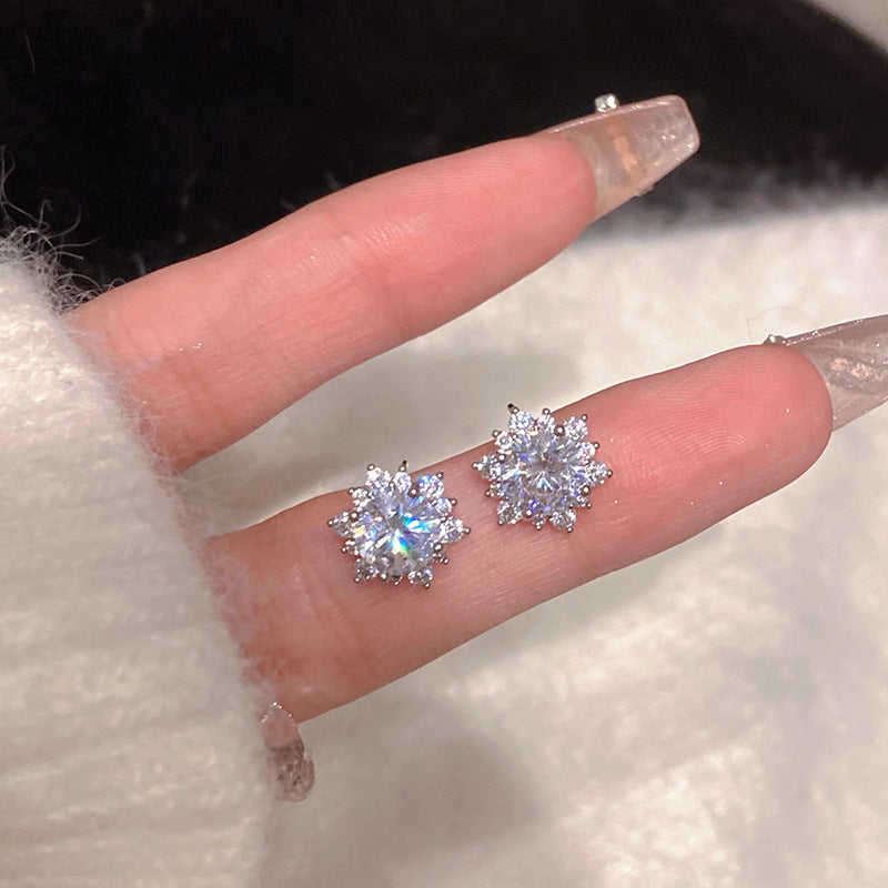 Käsintehty vintage Korvarengas