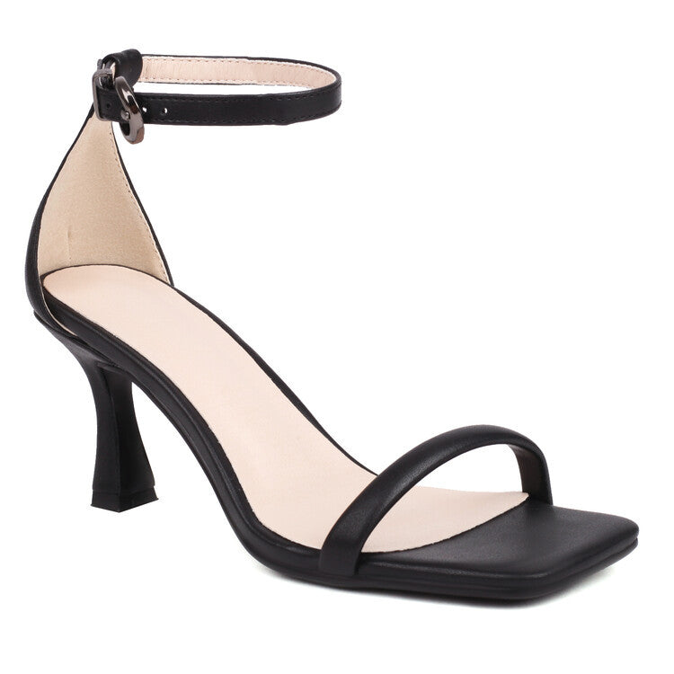 Sulavalinaiset Ortopediset Sandaalit Moderniin Tyyliin